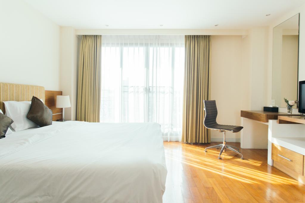 בנגקוק Thomson Residence Hotel מראה חיצוני תמונה
