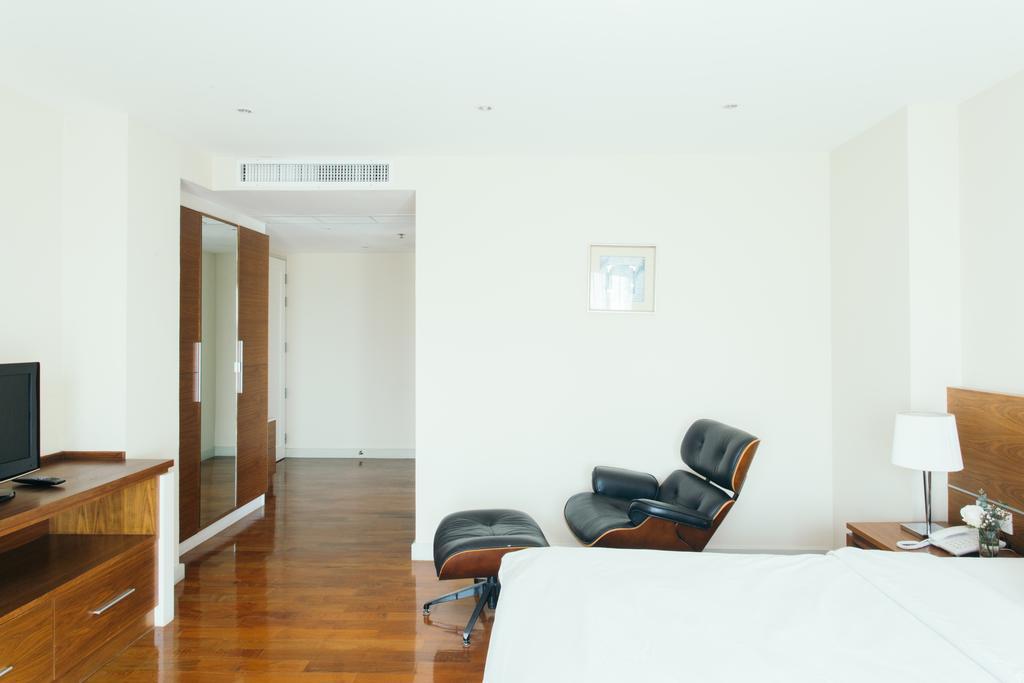 בנגקוק Thomson Residence Hotel מראה חיצוני תמונה