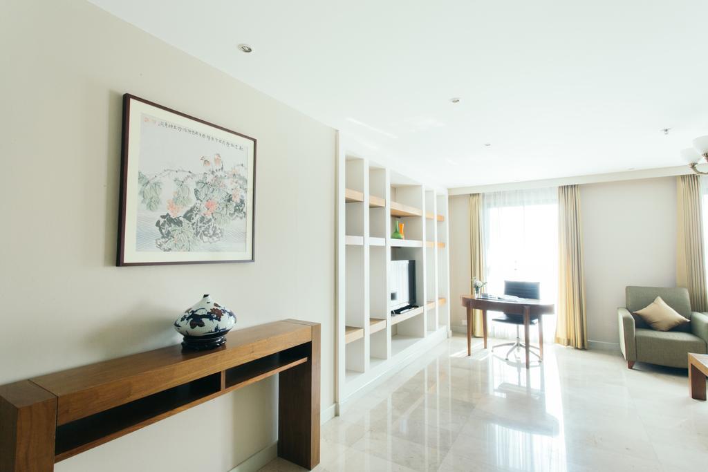 בנגקוק Thomson Residence Hotel מראה חיצוני תמונה